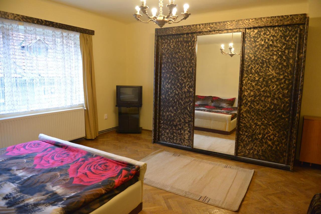 Apartament Oana บราชอฟ ภายนอก รูปภาพ